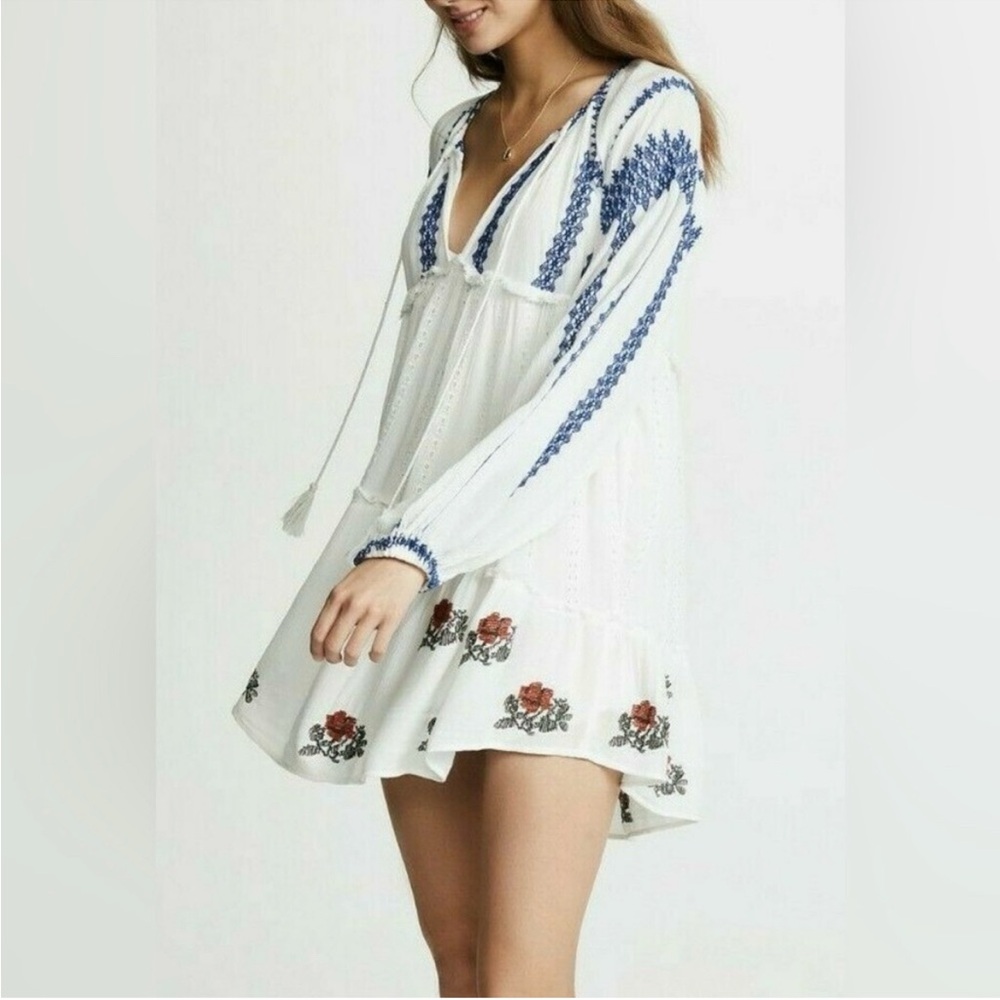 Free People Wild Horses Boho Ethereal Embroidered Mini Dress White Blue XS - Picture 4 of 15
